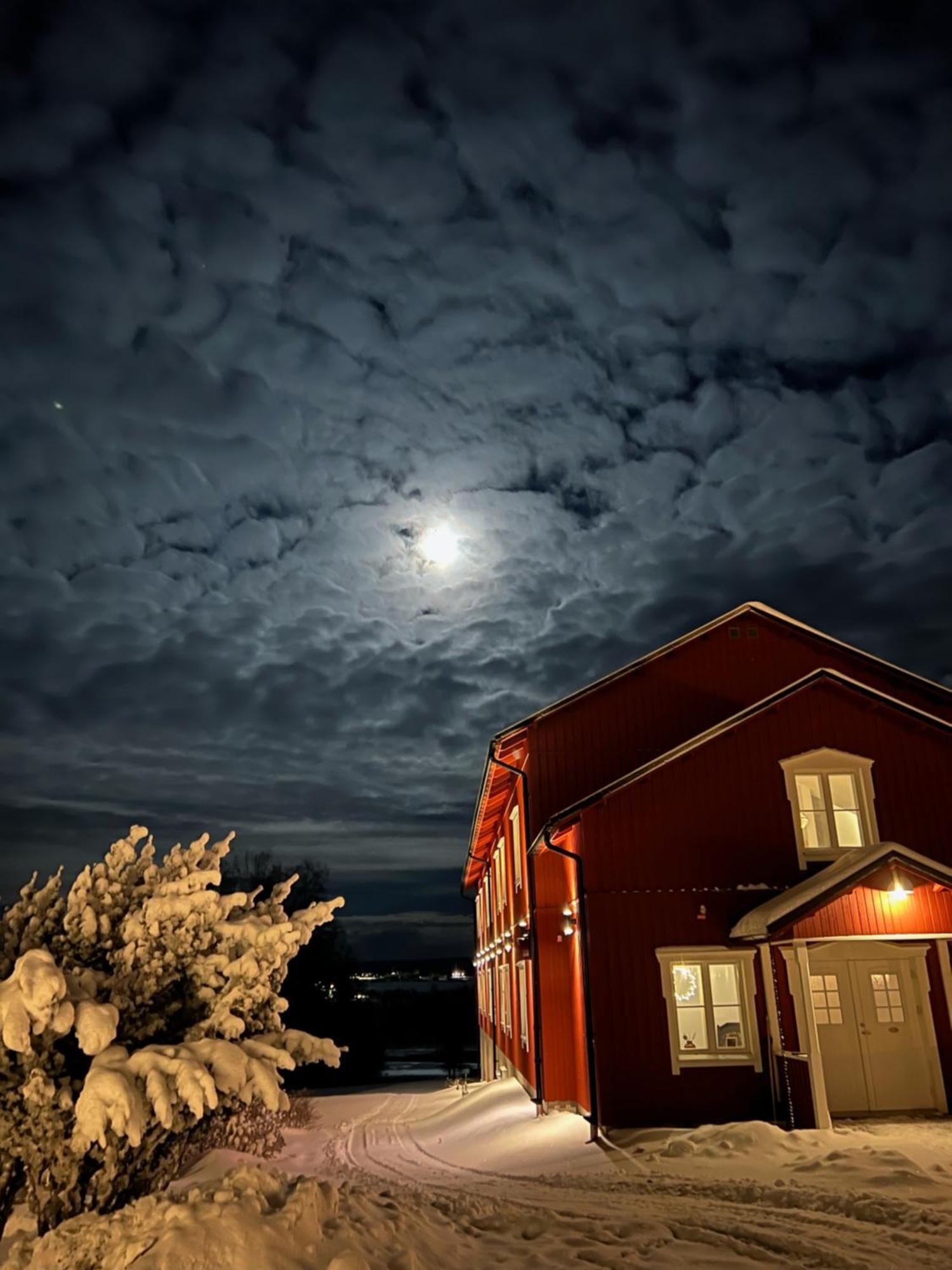 Ulvsby Herrgard Sunne Bagian luar foto
