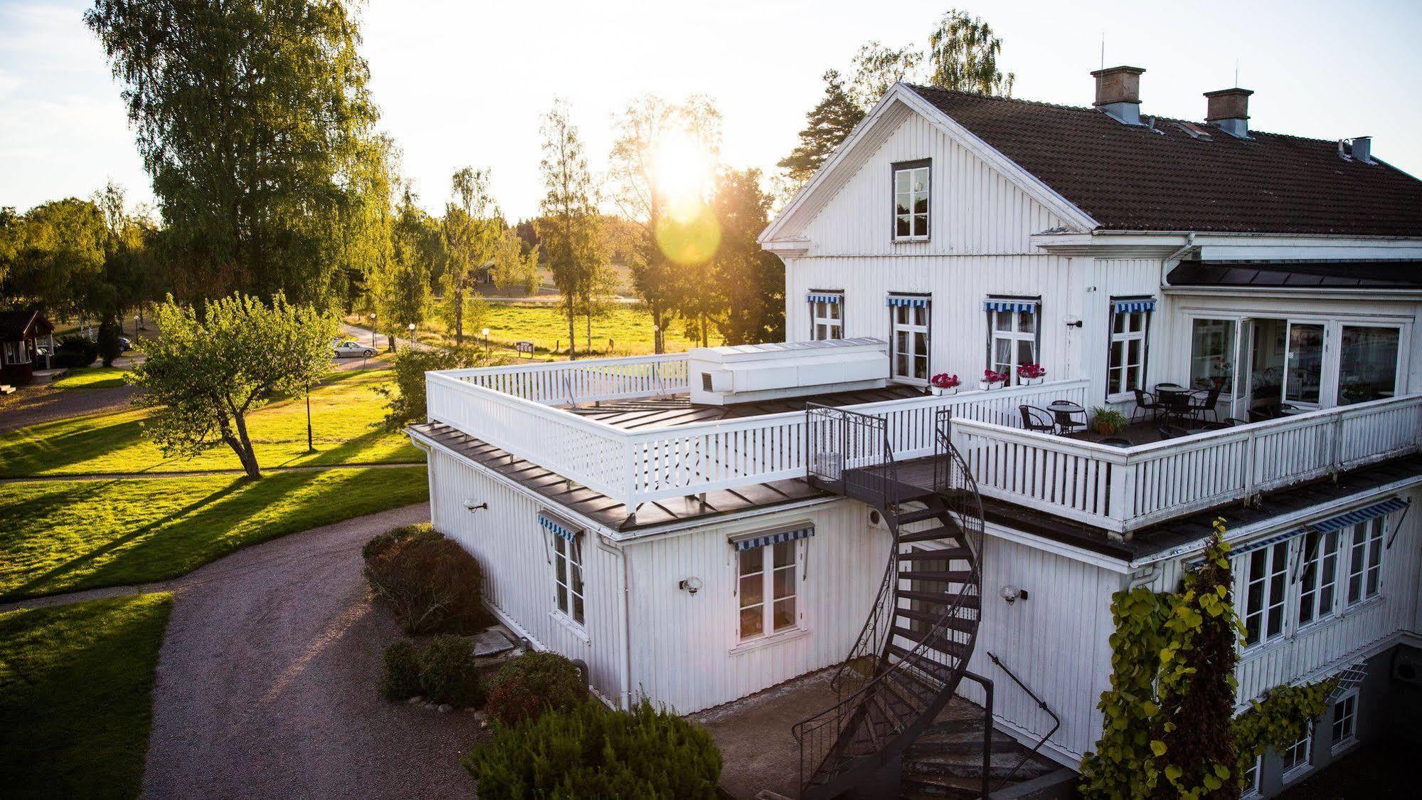 Ulvsby Herrgard Sunne Bagian luar foto